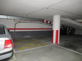 Plaza de parking en Sada photo 0