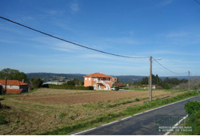 Terreno en venta en Paderne de 3345 m2 photo 0