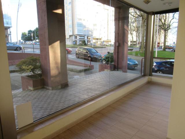 Local en alquiler en A Coruña de 300 m2 photo 0