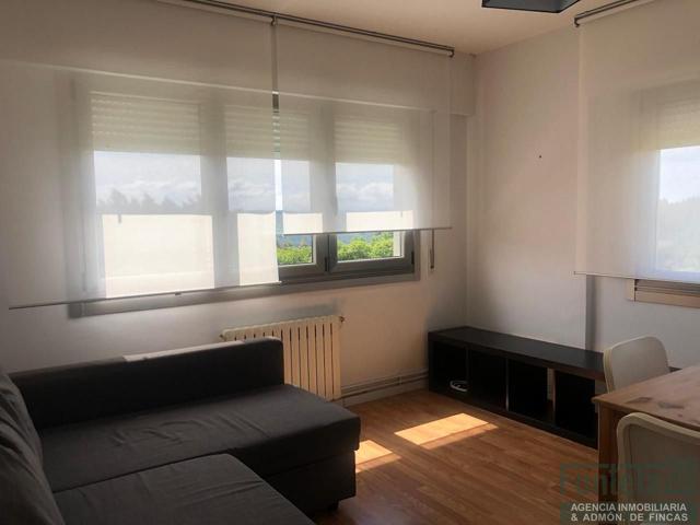 Piso en venta en Coirós de 77 m2 photo 0