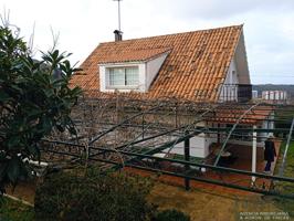 OPORTUNIDAD EN FEÁNS : CASA A LA VENTA CON TERRENO Y 4 DORMITORIOS. photo 0