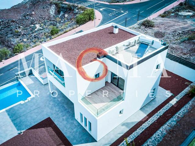 Oportunidad fantastica villa a estrenar roque del costa Adeje photo 0