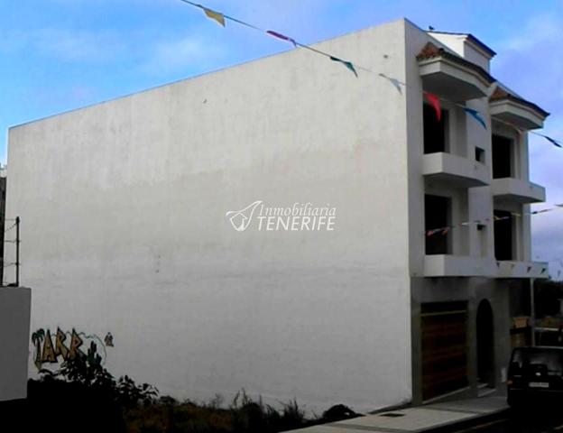 Edificio completo en venta en Granadilla de Abona photo 0