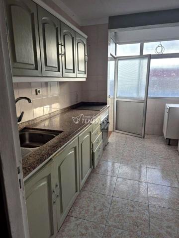 Puja: piso de 4 dormitorios, La Cuesta-Venta Flash photo 0