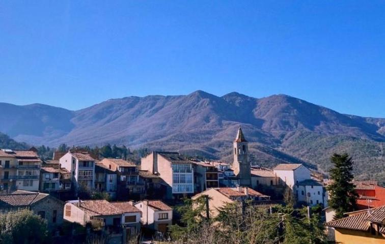 TERRENO EN VILADRAU DE 1.442 M2, CON INCREIBLES VISTAS AL MONTSENY, EN PLENA NATURALEZA photo 0