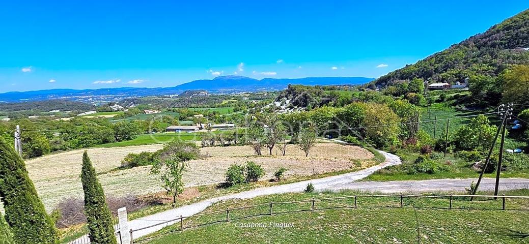 AUTÉNTICA Y ENCANTADORA MASÍA CON 10 HABITACIONES, 4 BAÑOS, JARDÍN, GARAJE, TERRENO Y NAVE photo 0