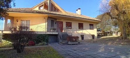 ENCANTADORA CASA INDEPENDIENTE en SANT VICENÇ DE TORELLÓ, 5 HABITACIONES, 2 BAÑOS, TERRAZA, JARDÍN, GRAN GARAJE, BUEN ESTADO photo 0