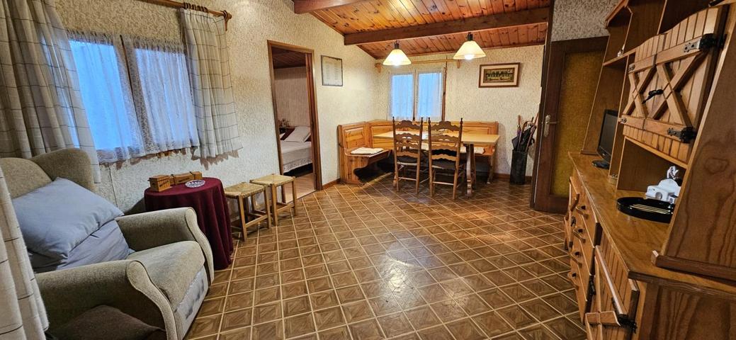 CASA ESTILO REFUGIO, TERRENO 3.891 m2, URBANIZADO, 3 HABITACIONES, BAÑO, PISCINA, CISTERNA AGUA, BIEN COMUNICADO. photo 0