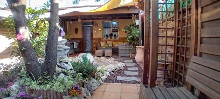 MANLLEU. CHALET PAREADO 274 m2, PARA ENTRAR A VIVIR, 3 HABITACIONES, 3 BAÑOS, GARAJE GRANDE, JARDIN, TERRAZA, BARBACOA. photo 0