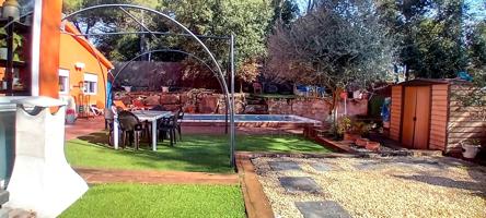 ENCANTADORA CASA EN UNA SOLA PLANTA, JARDÍN, PISCINA, 3 HAB. 3 BAÑOS, EXCELENTE UBICACIÓN. photo 0