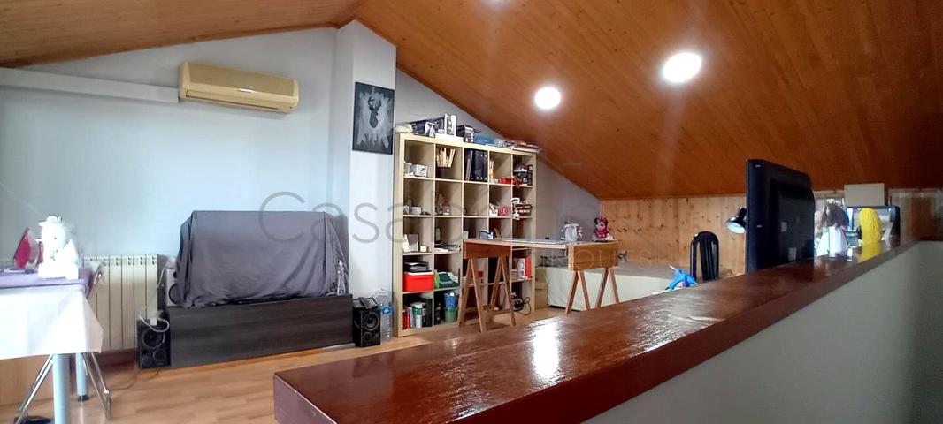 CASA EN RODA DE TER, 253 m2, 4 HABITACIONES, 3 BAÑOS, JARDÍN, GARAJE, TRANQUILO, SOLEADO, CONFORTABLE, CÉNTRICO. photo 0