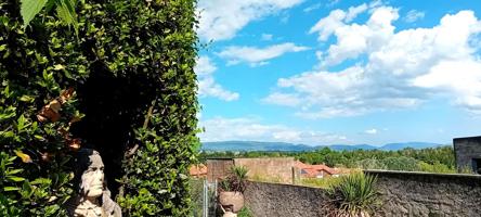 LES MASIES DE VOLTREGÀ. PISO 71 m2, JARDÍN PRIVADO, PISCINA, SALÓN COMEDOR, 2 HABITACIONES, 1 BAÑO, SOLEADO, CÉNTRICO, PARKING INCLUIDO, BUEN ESTADO photo 0