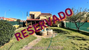 SE VENDE FANTASTICA CASA DE TRES DORMITORIOS Y DOS BAÑOS photo 0