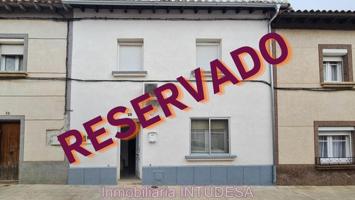 EN VENTA CASA DE OCHO DORMITORIOS Y DOS BAÑOS EN TUDELA photo 0