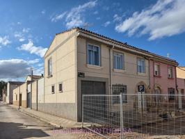 EN VENTA CASA DE TRES DORMITORIOS Y DOS BAÑOS EN EL BARRIO DE LOURDES EN TUDELA photo 0