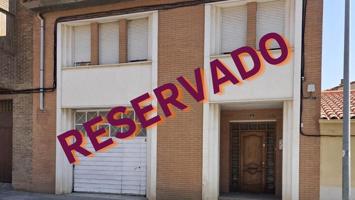 EN VENTA CASA DE TRES DORMITORIOS, DOS BAÑOS y Gran BAJERA EN TUDELA!! photo 0