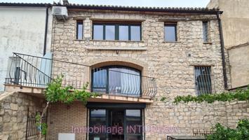EN VENTA ESTUPENDA CASA DE UN DORMITORIO CON BONITAS VISTAS EN CABANILLAS photo 0