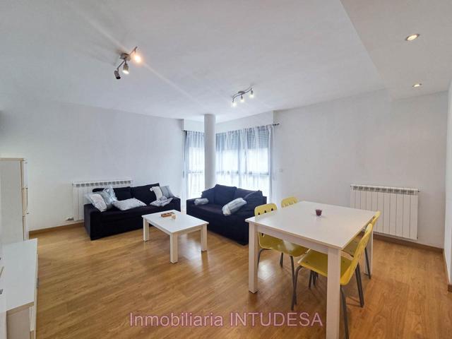 EN ALQUILER PISO DE DOS DORMITORIOS Y UN BAÑO EN TUDELA photo 0