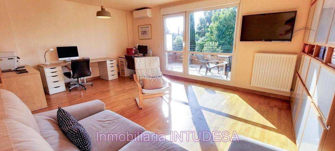 SE VENDE CASA ADOSADA DE CUATRO DORMITORIOS Y TRES BAÑOS EN MURCHANTE photo 0