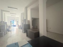 Local en venta en Santa Cruz de Tenerife de 196 m2 photo 0