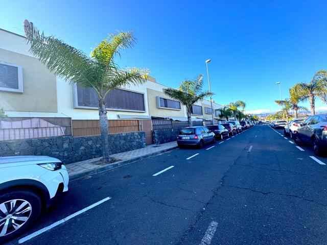 Dúplex en alquiler en Santa Cruz de Tenerife de 194 m2 photo 0