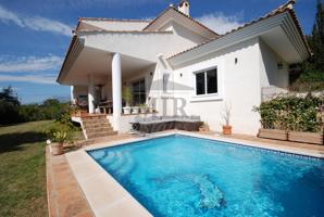 EL ROSARIO MARBELLA LT VILLA 4 DORMITORIOS photo 0