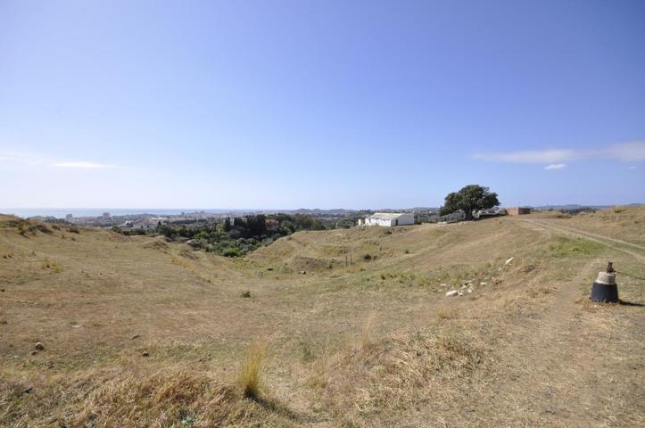 Terreno en venta en Mijas de 15644 m2 photo 0