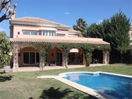 Casa - Chalet en venta en Marbella de 338 m2 photo 0