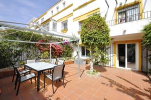 Townhouse development beachside Marbella photo 0