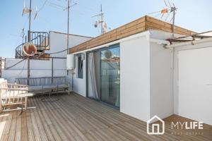 Ático a reformado con terraza en venta en Sant Joan Despí photo 0