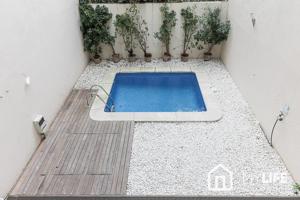 Exclusivo dúplex con piscina privada en venta en Gràcia photo 0