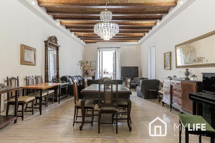 Impresionante piso modernista en venta en Las Ramblas de Barcelona photo 0