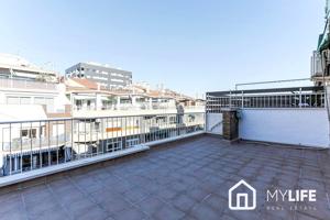 Ático en venta en Barcelona de 102 m2 photo 0