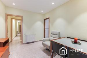 Piso reformado en venta en el corazón de la Vila de Gracia photo 0