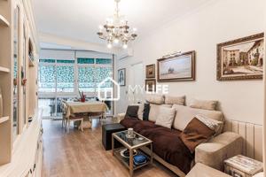 Fantástico piso en venta en Sagrada Familia photo 0