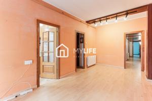 Fantástico piso en venta en el Poblenou photo 0