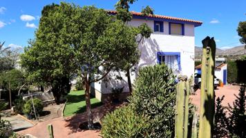 CHALET A 500 M. de LA VILA JOIOSA photo 0