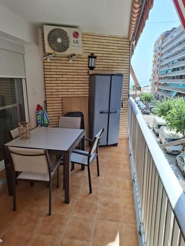 Calle Cabañal con parking photo 0