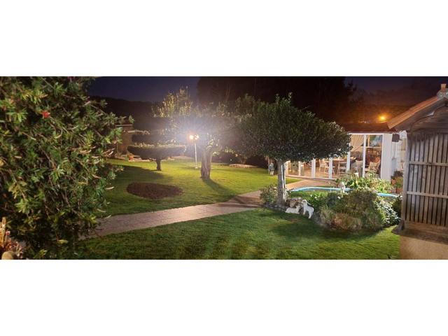 Casa en venta en Allan photo 0
