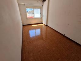 Piso en venta en Os Mallos-A Falperra(15007) photo 0