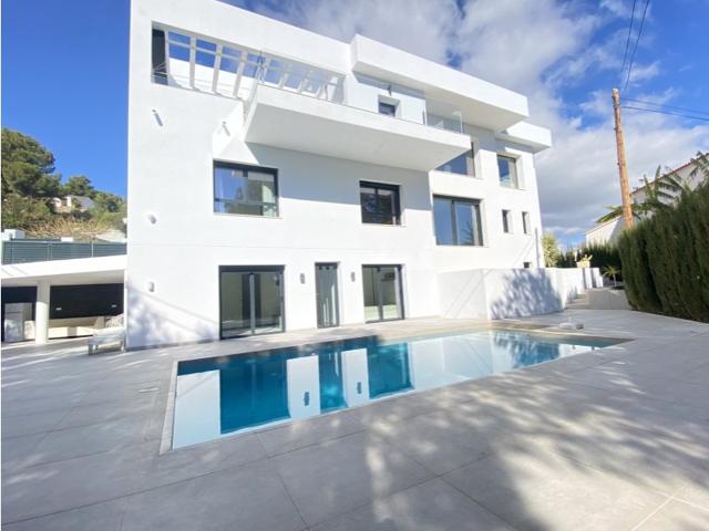 Villa En venta en Calpe - Calp photo 0