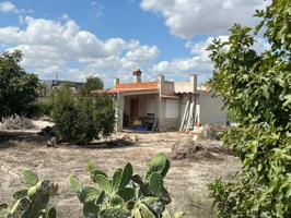 SE VENDE TERRENO CON CASA EN CEUTI photo 0