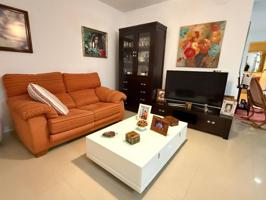 SE VENDE EDIFICIO (4 APARTAMENTOS Y 1 PISO) EN CEUTI photo 0
