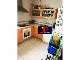 Piso en venta en Centro photo 0