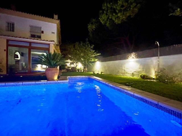 Chalet adosado en venta en El Águila-Las Redes-Fuentebravía photo 0
