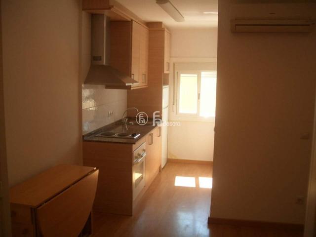 Apartamento en venta en CENTRE HISTORIC – TRAVESIA COTXERA, 2ºSIN ASCENSOR. photo 0