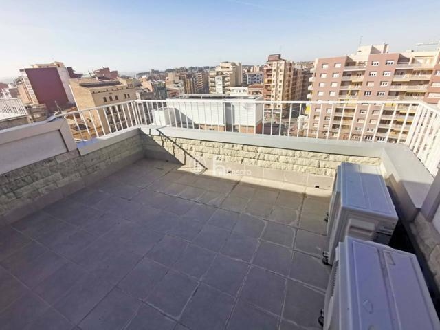 Atico en venta en Universitat-PRAT DE LA RIBA - RICARDO VIÑES - PASSATGE POMPEU, Posibilidad de Financiar 100 % photo 0