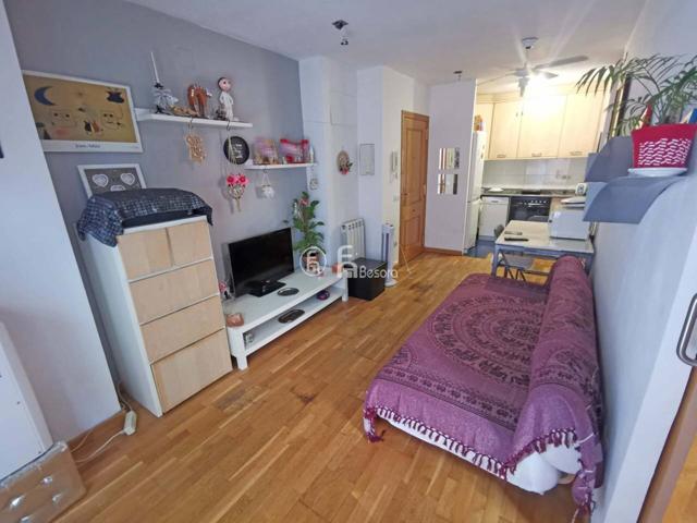 Apartamento en venta en BALAFIA - BARRIS NORD - CORREGIDOR ESCOFET photo 0
