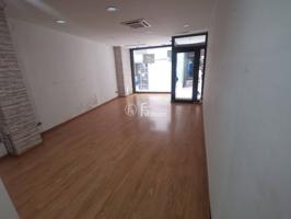 Local en alquiler en Lleida Capital - CAVALLERS - EIX COMERCIAL photo 0