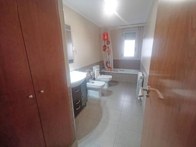 Venta de piso en Lleida Capital, Pardinyas - Prat de la Riba , - Euzkadi, Parking Incluido photo 0